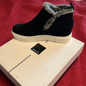 Dolce Vita wedged suede sneaker
